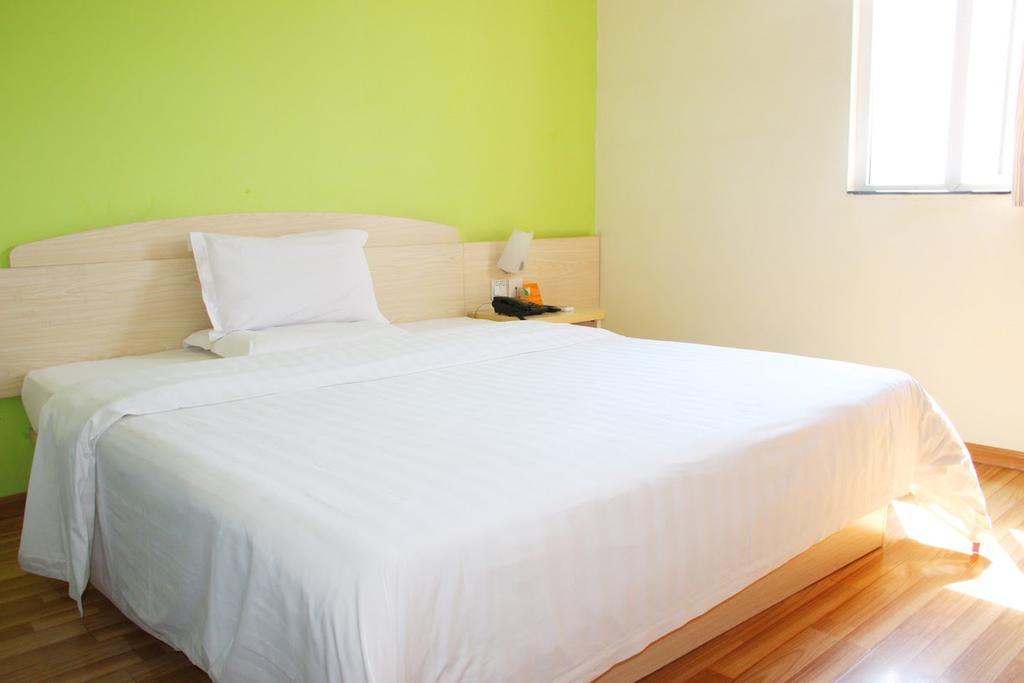 7Days Inn Dalian Gangwan Square Station Port Bagian luar foto