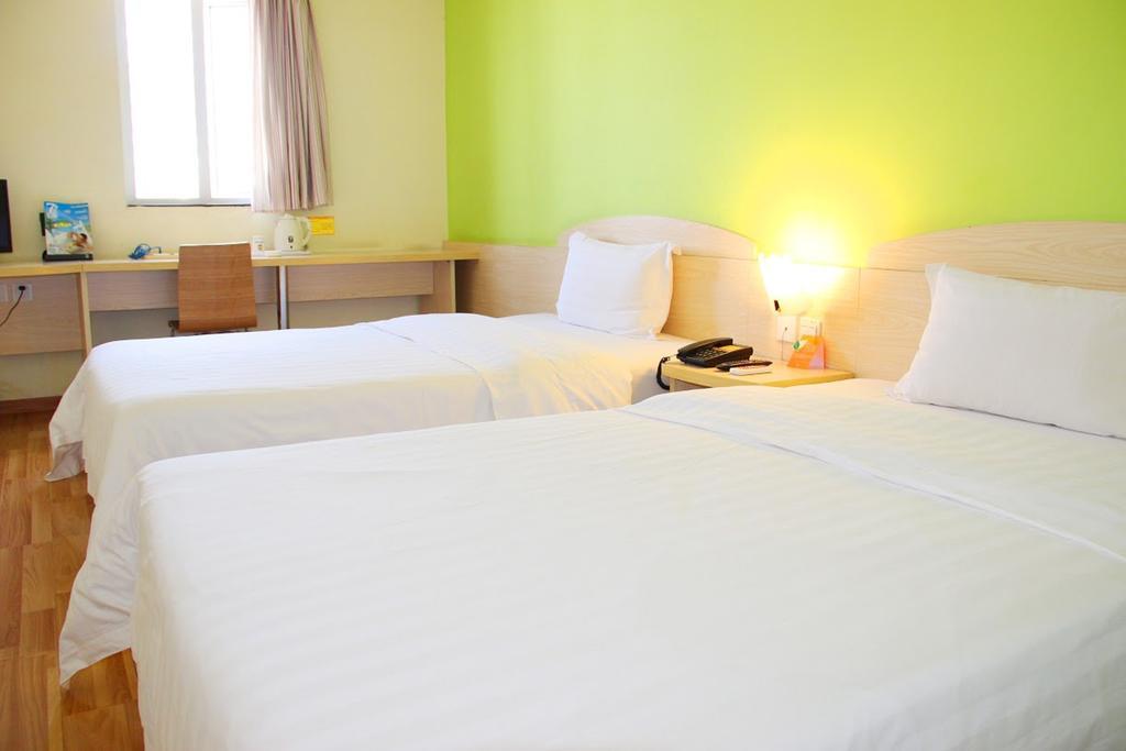 7Days Inn Dalian Gangwan Square Station Port Bagian luar foto